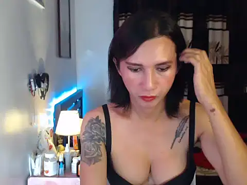 hottielicious slut69 online show from January 16, 1:18 pm