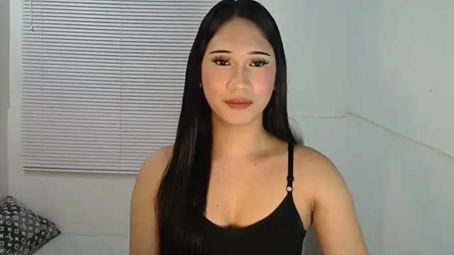 Leighs Celine online show from February 8, 9:10 pm