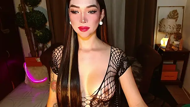 MouthWatering Ayesha online show from April 22, 1:34 am