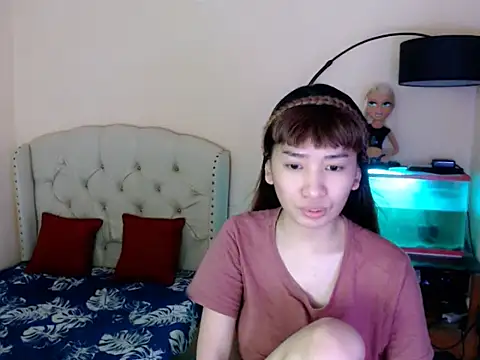 ShantalFoxxy  online show from March 6, 7:58 am