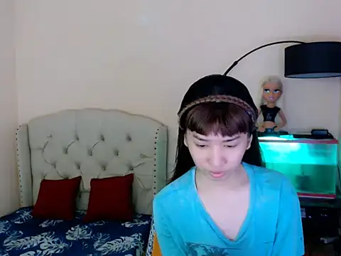 ShantalFoxxy  online show from March 8, 12:28 am