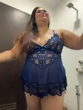ashleygrahamts online show from June 3, 2:33 pm