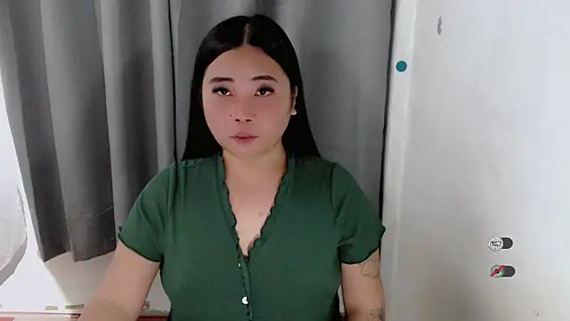 Snapshot of Yhana_Slut chatting on September 16, 1:37 pm Yhana Slut online show from September 16, 1:37 pm