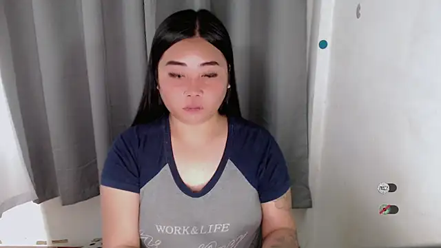 Snapshot of Yhana_Slut chatting on September 25, 1:51 pm Yhana Slut online show from September 25, 1:51 pm