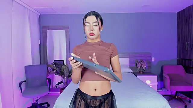 Alaiaguerra online show from November 7, 8:09 pm