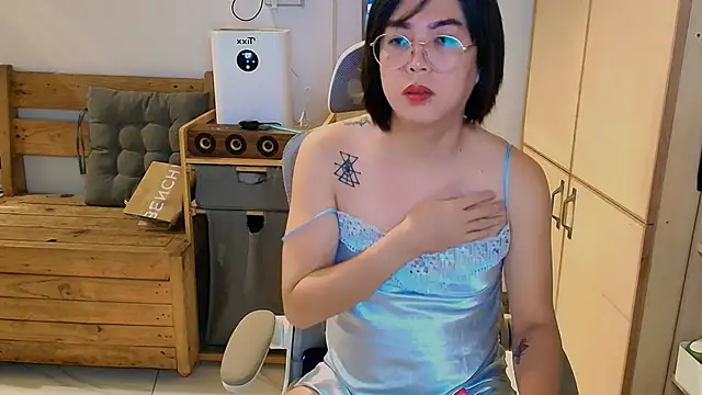 moriliciousxxx online show from October 8, 5:20 am