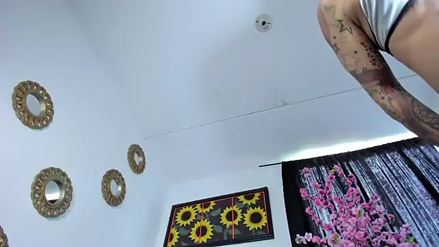 JessiicaExoticX1 online show from March 22, 6:34 pm