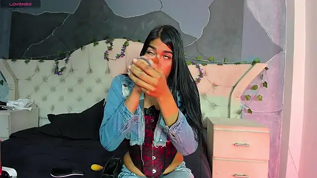 AmbarFoxx  online show from March 22, 10:03 pm