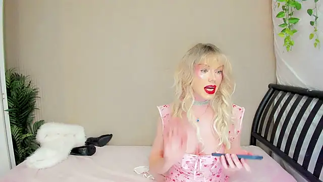 Mia Miss Sensual online show from February 7, 12:05 am