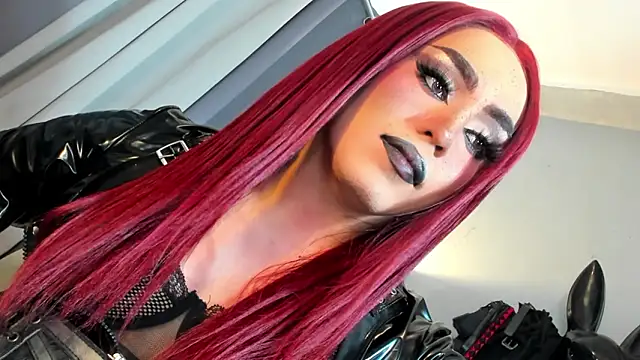 MagnaCumLoader17 online show from February 12, 5:35 am