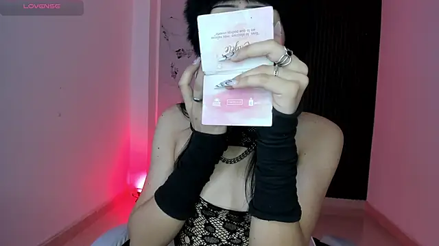 chloesagee online show from February 16, 9:34 pm