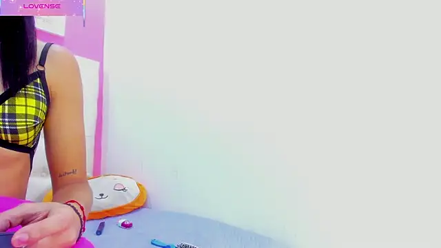 Macarena 05 online show from April 19, 2:23 am