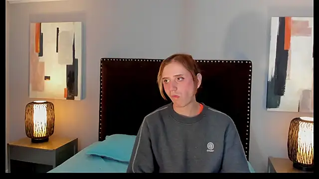 seraphine star online show from April 5, 4:54 am