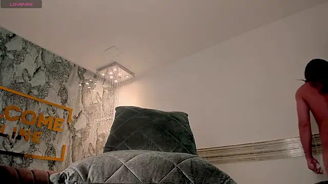 Sophi Johnson online show from October 28, 4:10 am