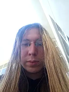 Noelqt online show from September 15, 8:58 pm