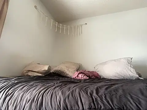 KANDIS864 online show from February 13, 3:41 pm