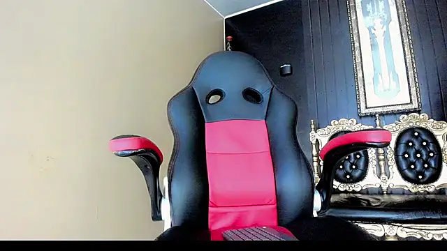 Kimberly Vazquez online show from December 2, 3:31 am