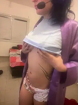 kendrafarq online show from April 20, 2:57 am