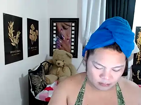 TSbrianaHugeCock online show from April 11, 2:31 pm