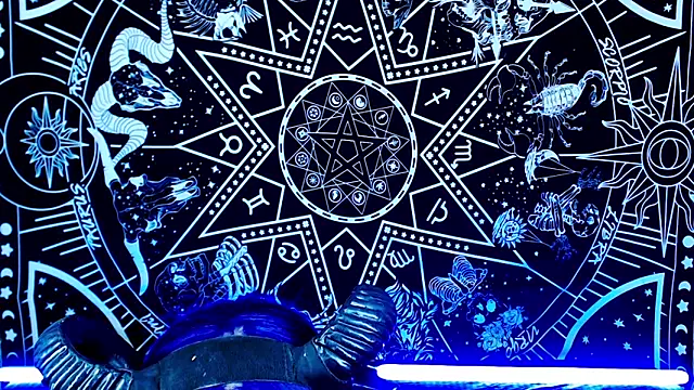 naomi satan online show from November 26, 12:35 am