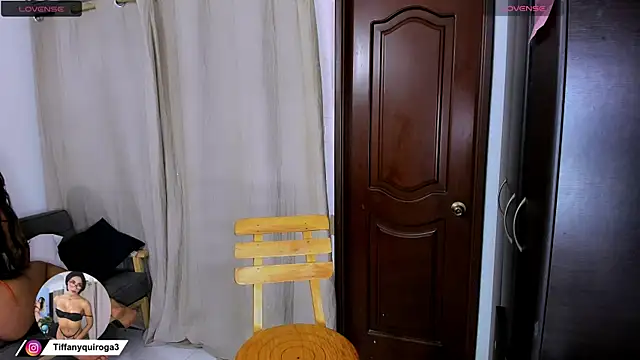 zou quira online show from April 9, 3:41 am