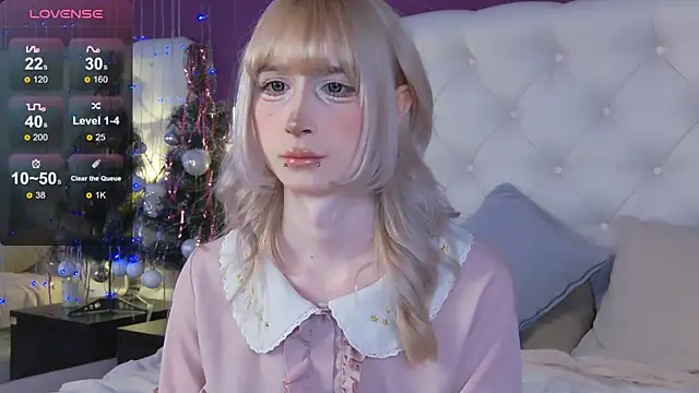 cutetomie online show from December 20, 10:27 pm