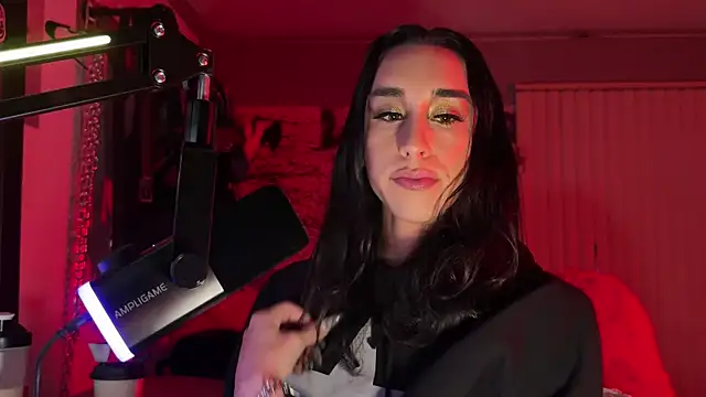 xoFrankie online show from April 15, 2:28 am