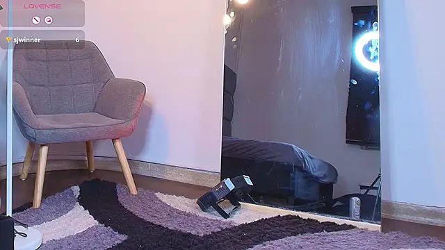 Slenna Moon online show from April 18, 12:56 am