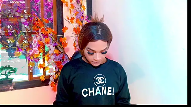 Cristal Villael online show from October 31, 3:27 am