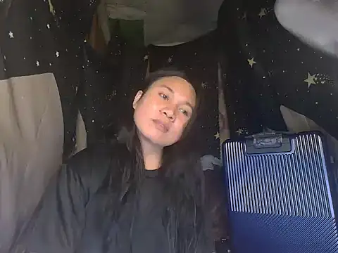 Reynalda26 online show from November 12, 9:25 pm