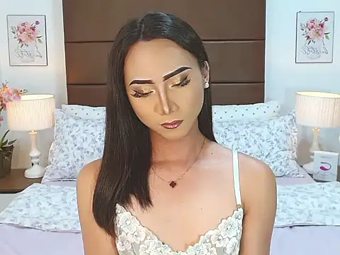 BlaireWilzon online show from April 10, 9:37 am