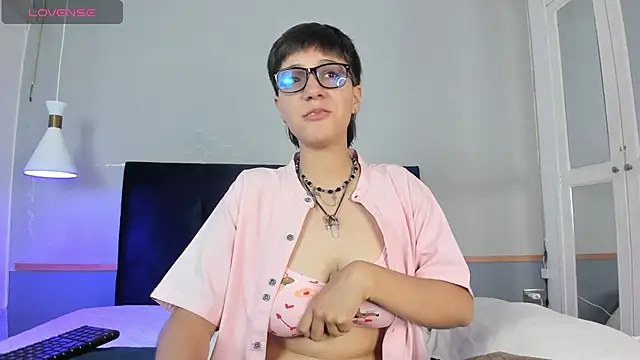 Tsuki Maru online show from November 10, 9:38 pm