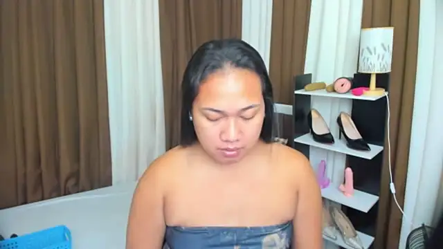 TsUncutKaren online show from September 21, 4:35 pm
