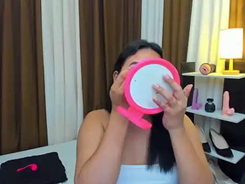 TsUncutKaren online show from October 24, 8:58 pm