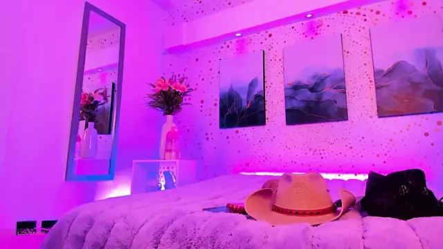 ArianaSantana online show from September 23, 1:05 pm