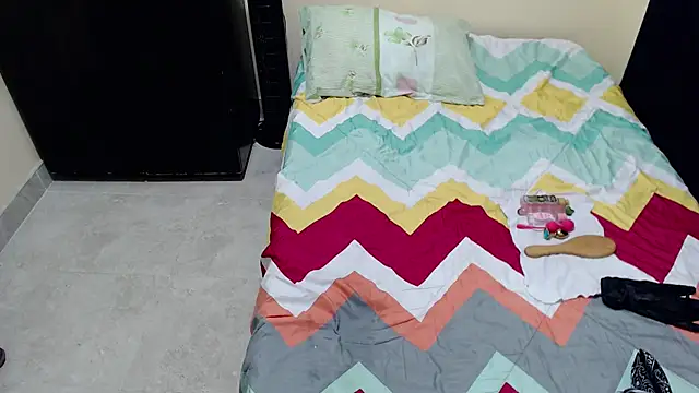 missblu online show from September 16, 3:55 am