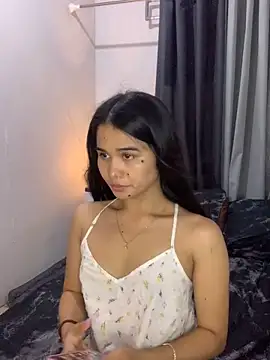 AngelHille online show from November 11, 7:59 pm