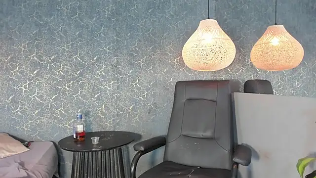 zorre  online show from November 5, 11:04 pm