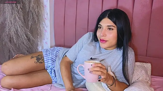 dahiana marin online show from October 4, 8:31 pm