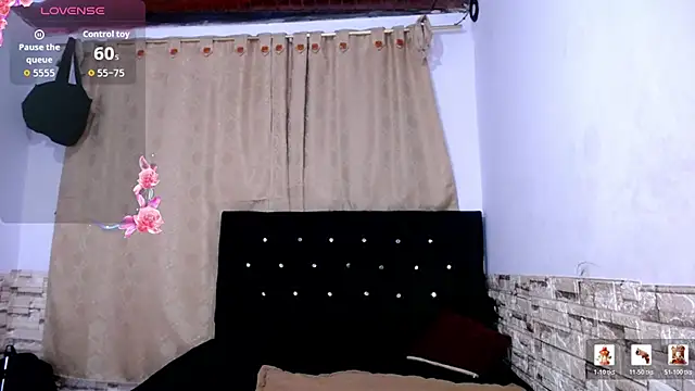 DaraKat18 online show from February 1, 11:14 pm