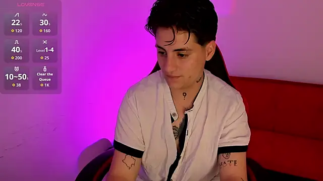 PeytonBox online show from November 5, 11:43 am