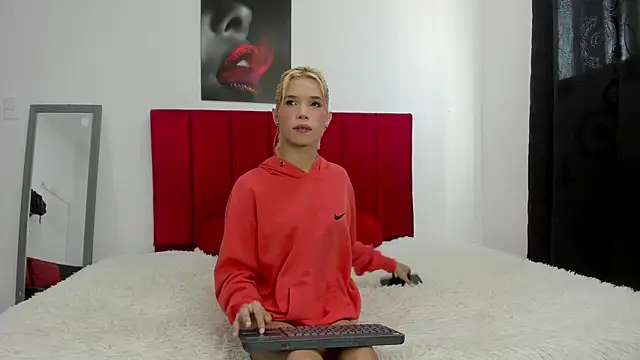 AlisssonMoretti online show from September 23, 12:54 pm