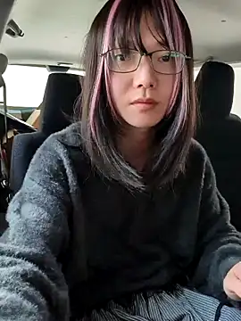 takusaki223 online show from January 11, 1:12 am