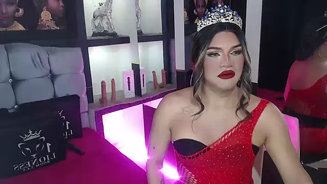 Snapshot of Sophia_hott01 chatting on October 22, 12:18 pm Sophia hott01 online show from October 22, 12:18 pm