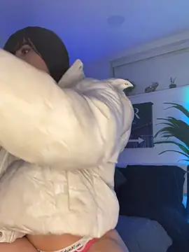 emilycolte online show from January 17, 2:08 am