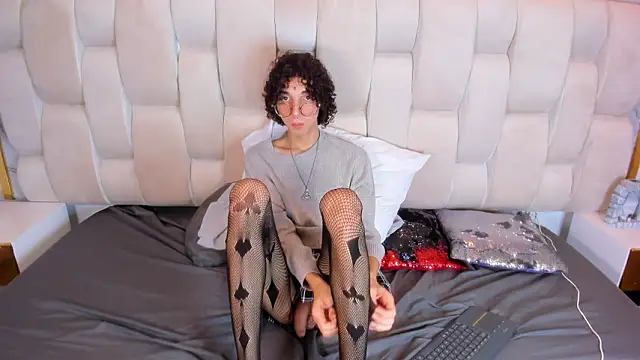 Scaarlett 22  online show from February 13, 4:08 am