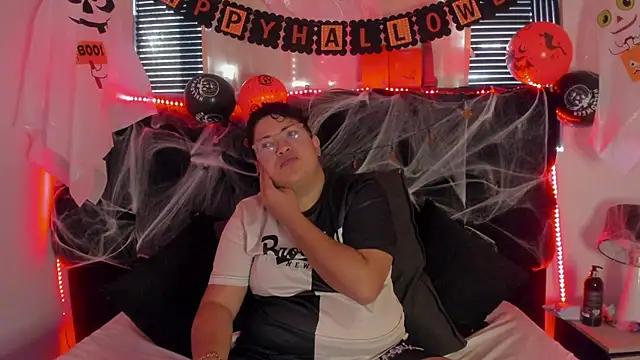 PUSSYBBW 001 online show from October 26, 11:50 am