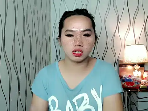 Snapshot of im_ursweetheart chatting on October 19, 3:10 am im ursweetheart online show from October 19, 3:10 am