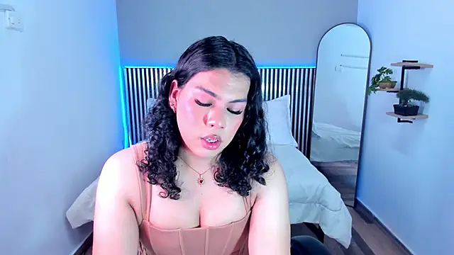 Little Alli online show from November 21, 10:55 pm