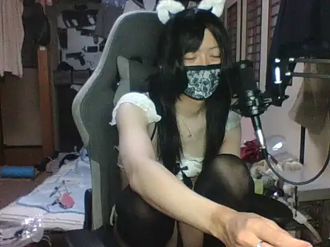 Snapshot of harinyanxxx chatting on October 19, 8:23 pm harinyanxxx online show from October 19, 8:23 pm
